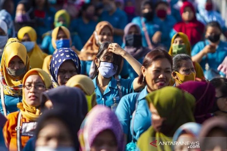 2.400 pekerja industri tekstil di Tangerang terkena PHK