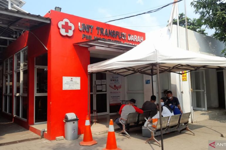 PMI Kota Cilegon gencarkan layanan jemput bola donor darah