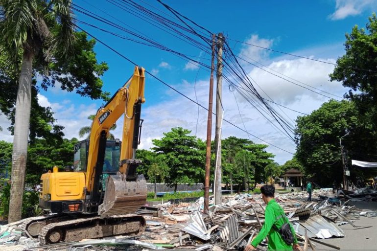 Pemkot Serang bongkar 23 kios di Pasar Taman Sari